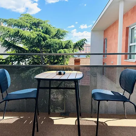 Apartment Magnifique T3 Avec Terrasse *